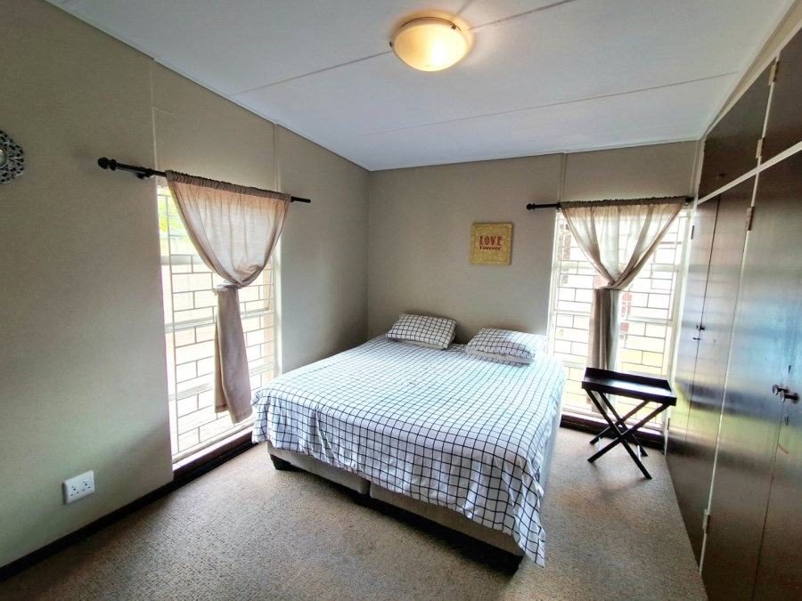 5 Bedroom Property for Sale in Sasolburg Ext 4 Free State